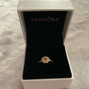 PANDORA Sterling Sliver Blooming Dahlia Ring